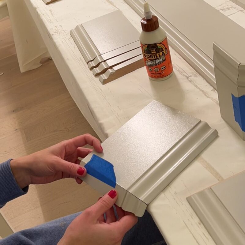 How to Install Baseboards Around Rounded Corners