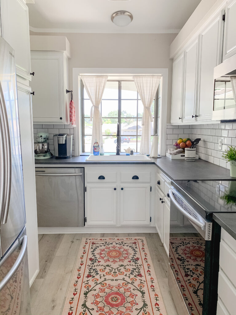 how to get a smooth finish when painting kitchen cabinets