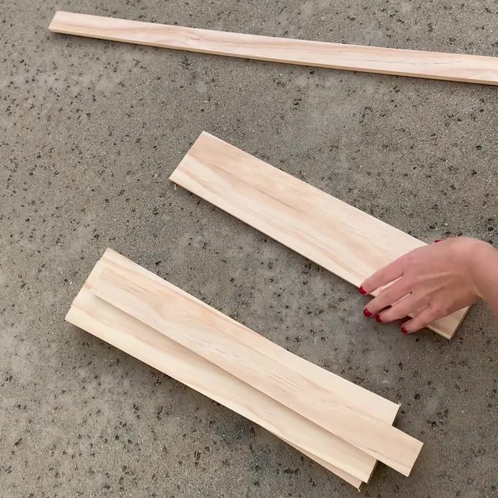 cut DIY floating shelves