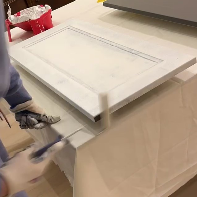 painting IKEA cabinet doors