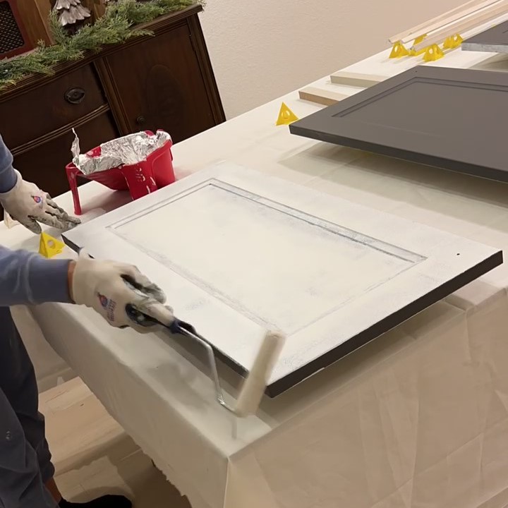 painting IKEA cabinets