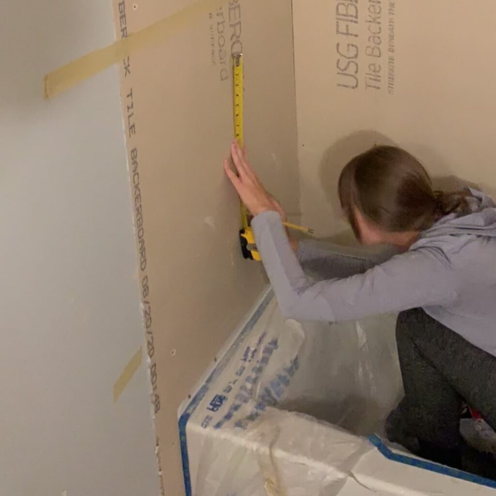 measuring a niche in shower