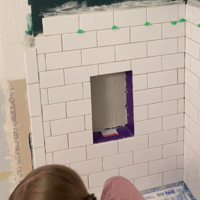 tiling a custom niche