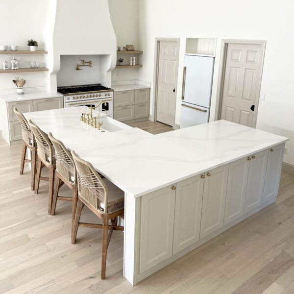 Silestone Calacatta Gold Review: The Perfect Quartz Countertop