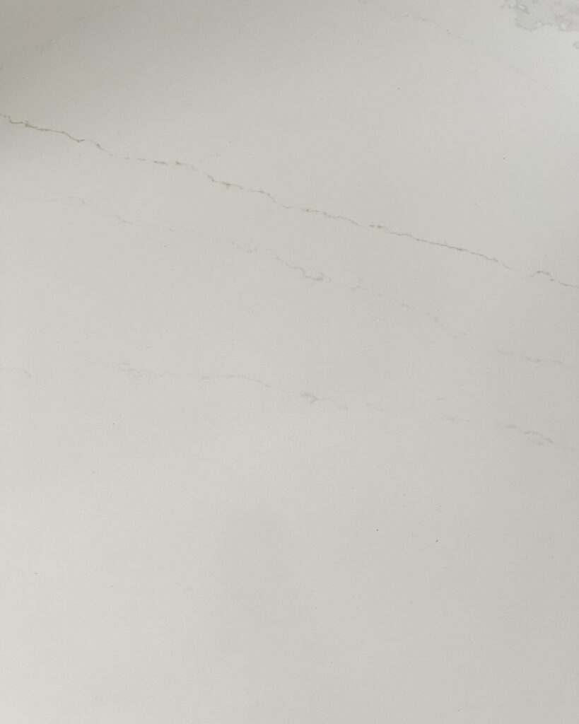 Silestone Calacatta Gold veining