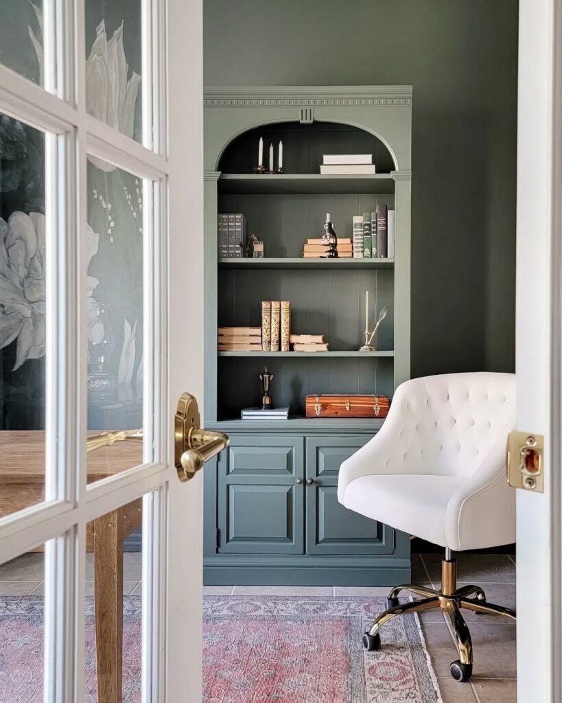 Vintage Vogue by Benjamin Moore cabinets and walls