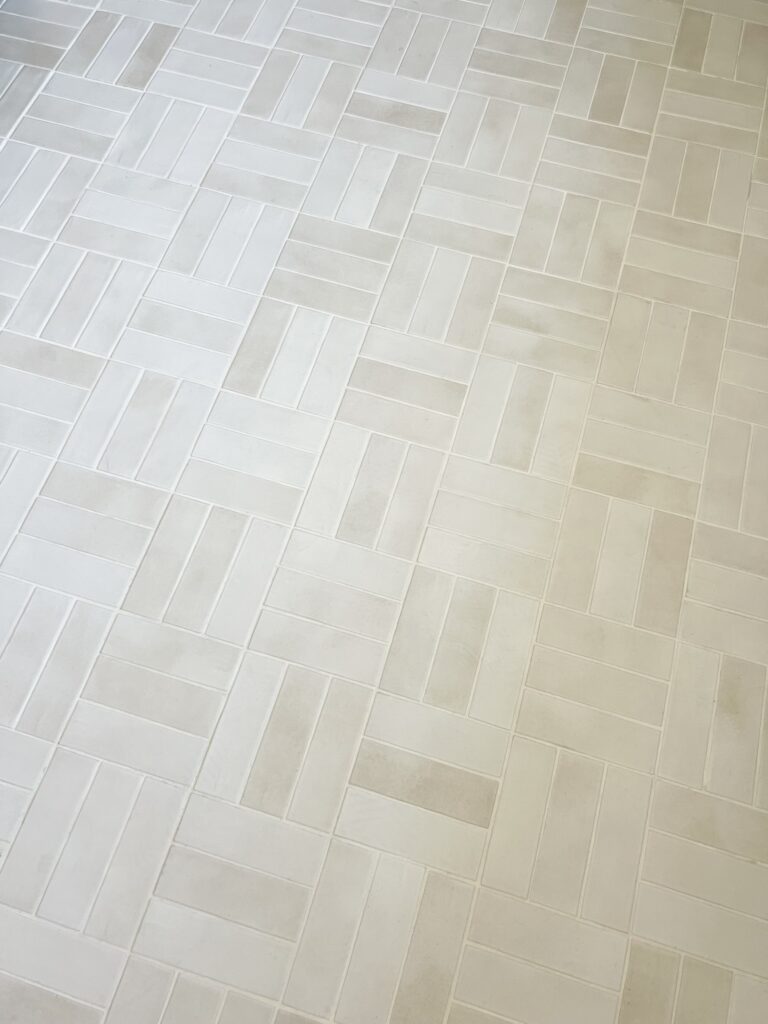 crosshatch tile pattern