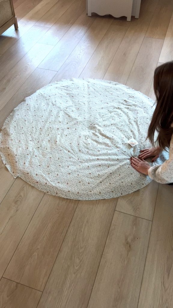 reversable christmas tree skirt