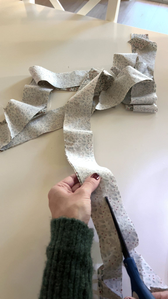 how to cut bias binding