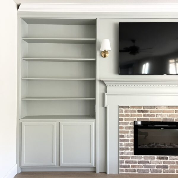 DIY Fireplace Built Ins