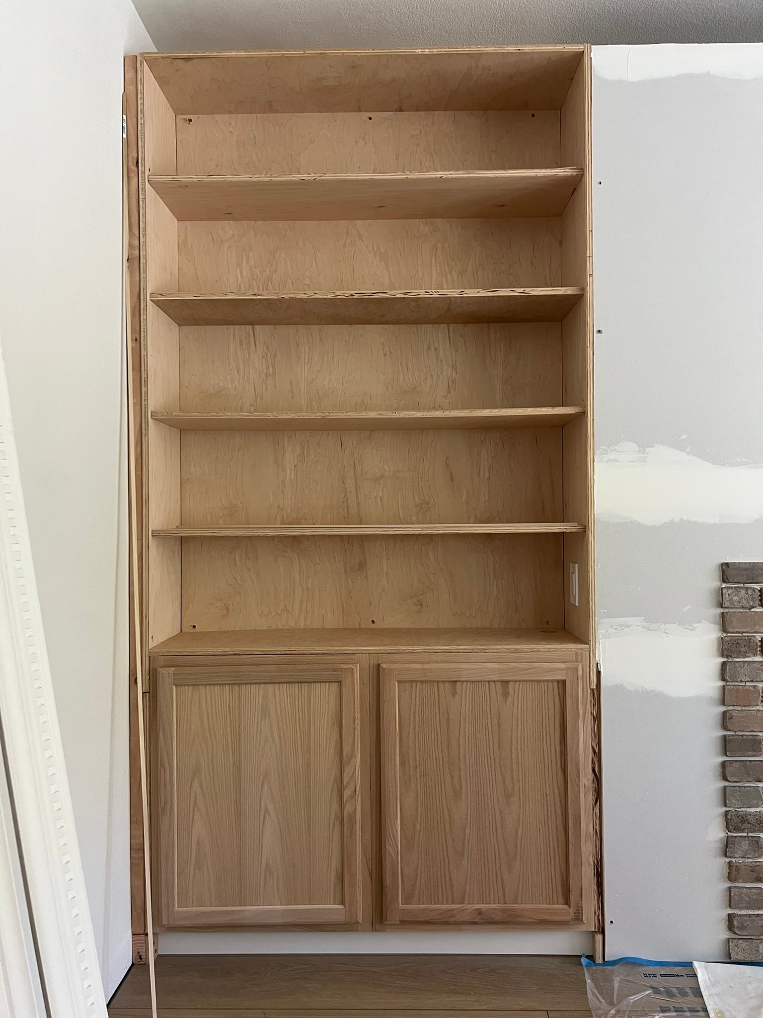 DIY Fireplace Built Ins