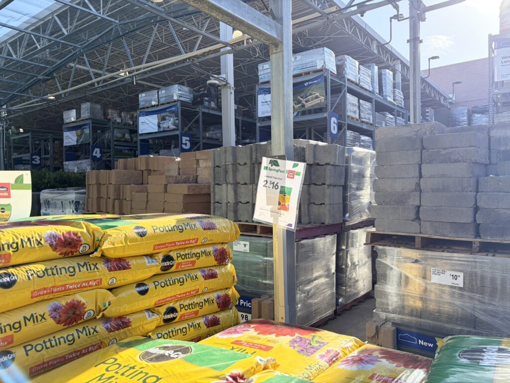 Lowe's SpringFest potting mix deal